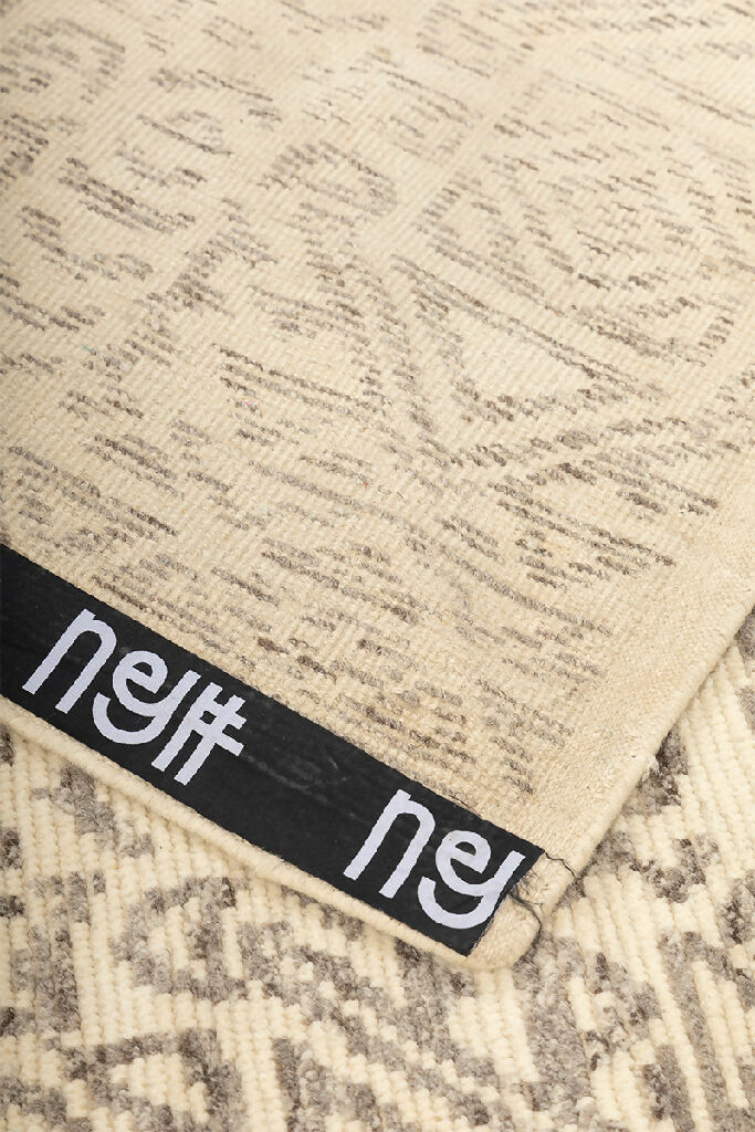 Untitled-1_0000_IMG_4771